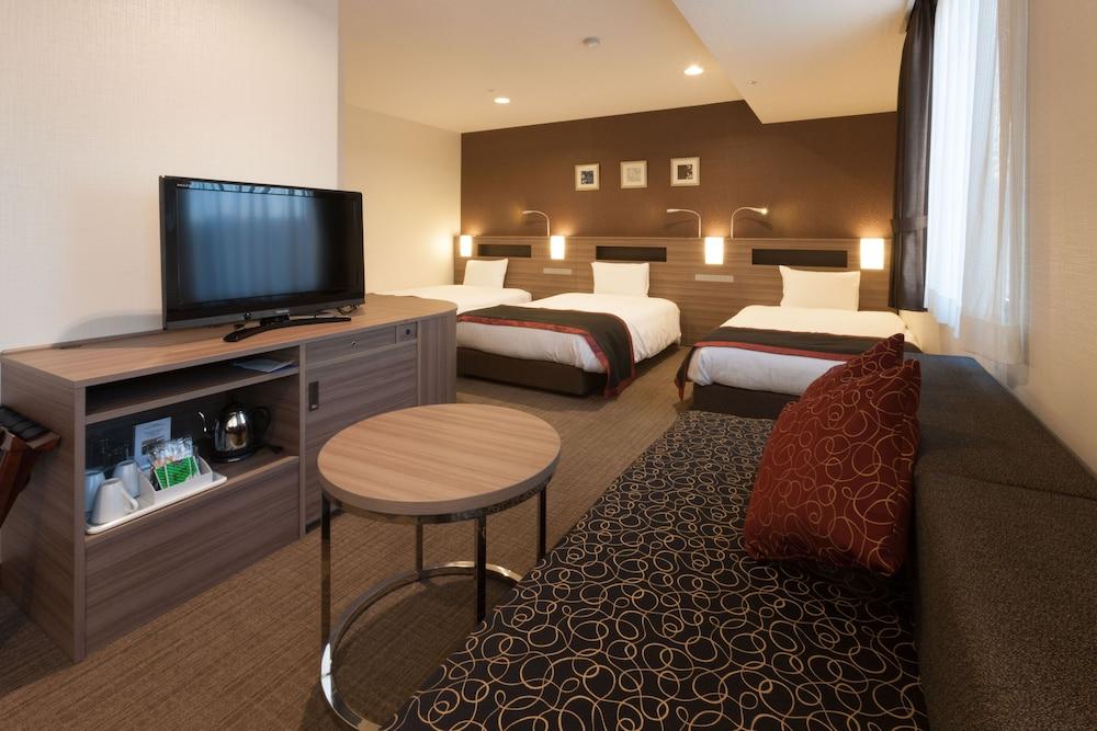Onomichi Kokusai Hotel Екстер'єр фото