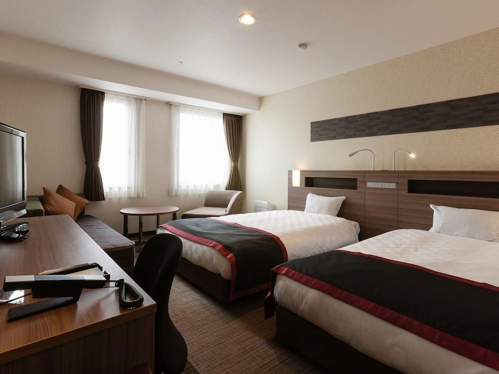 Onomichi Kokusai Hotel Екстер'єр фото